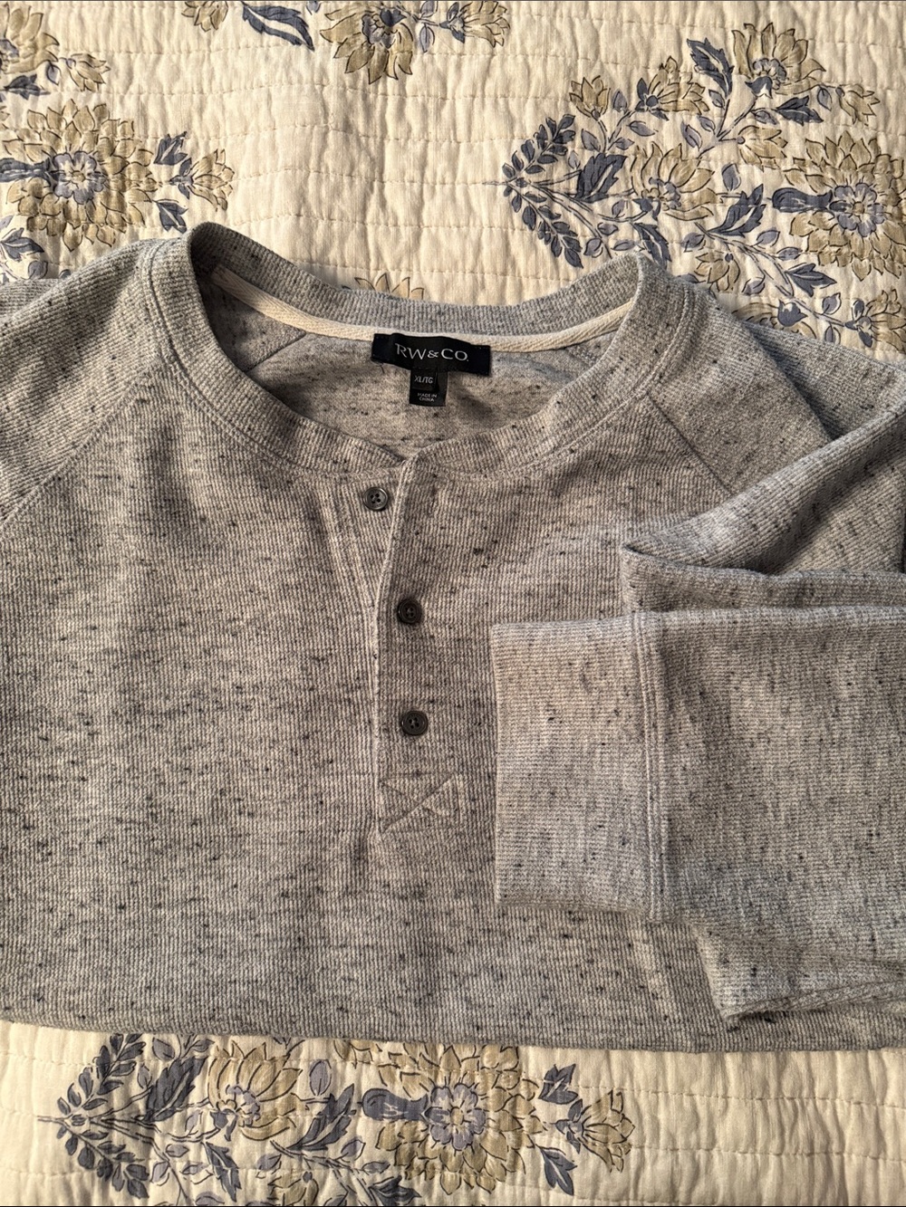 RW&CO. Light Grey Crewneck Henley Sweater